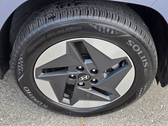 Used 2024 Hyundai Kona SE FWD image 13