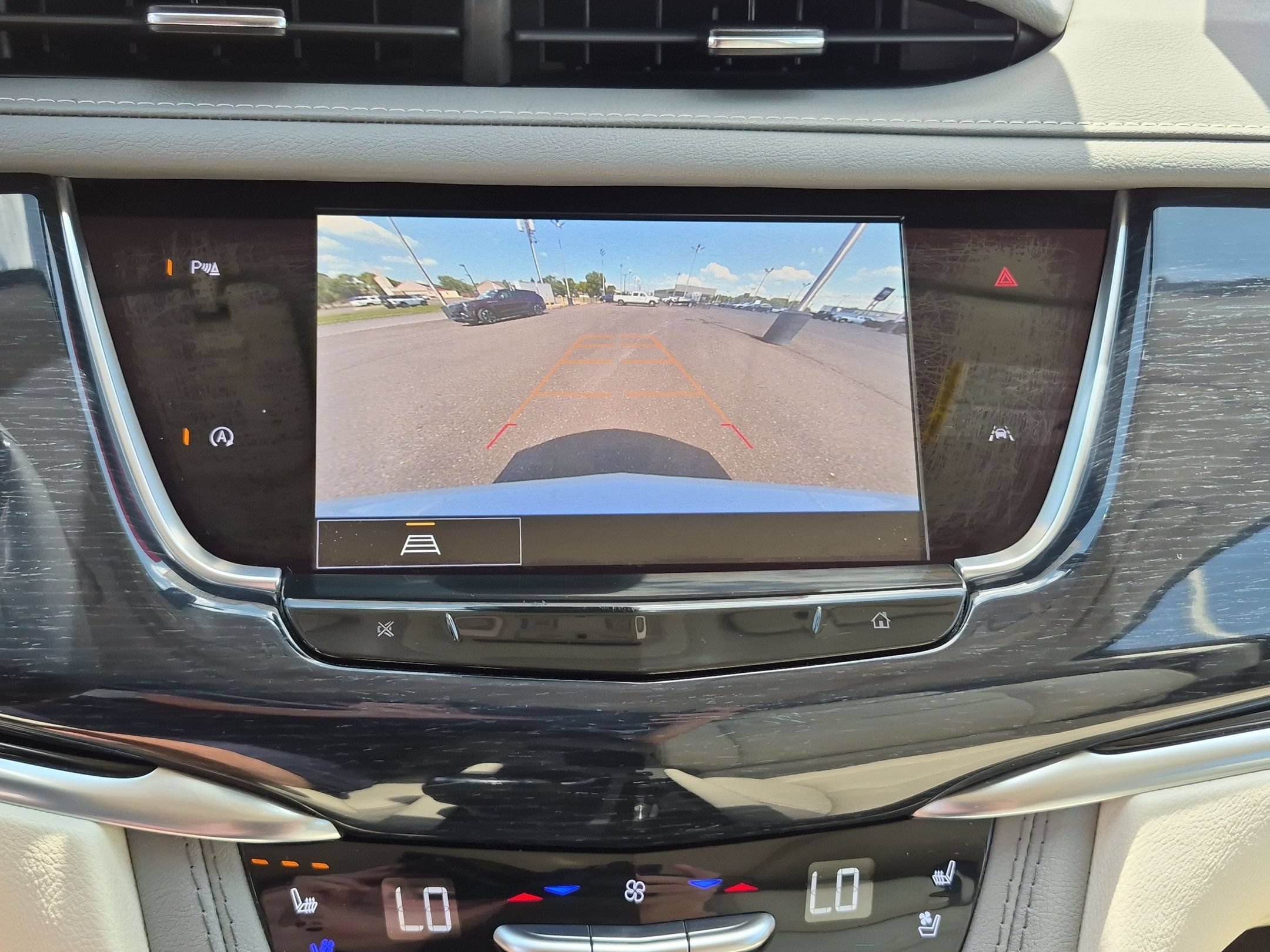 Certified 2024 Cadillac XT6 Premium Luxury AWD/4WD image 13