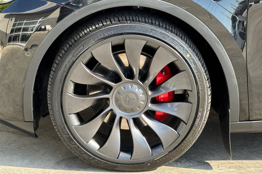 Used 2022 Tesla Model Y Performance AWD/4WD image 30