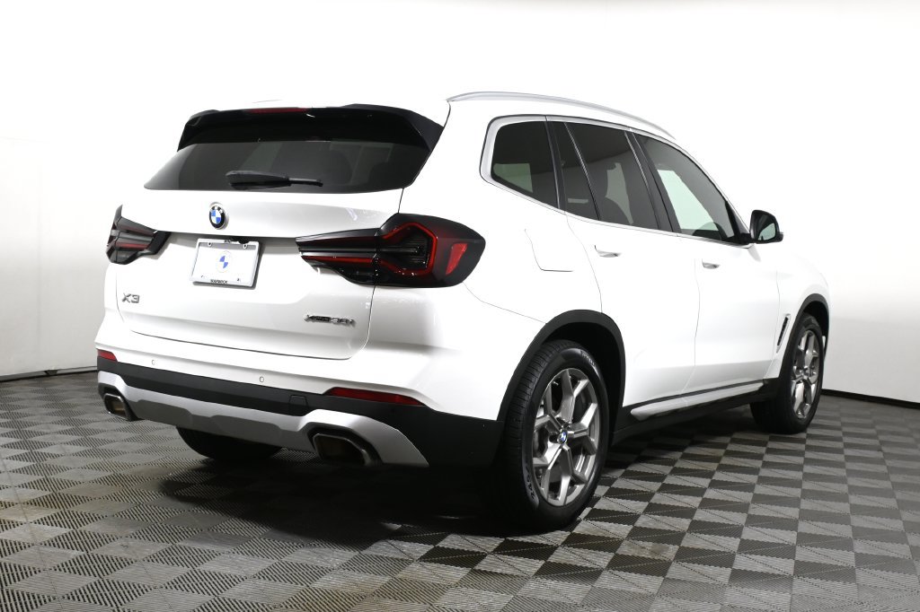 Certified 2024 BMW X3 xDrive30i w/ Premium Package AWD/4WD image 7