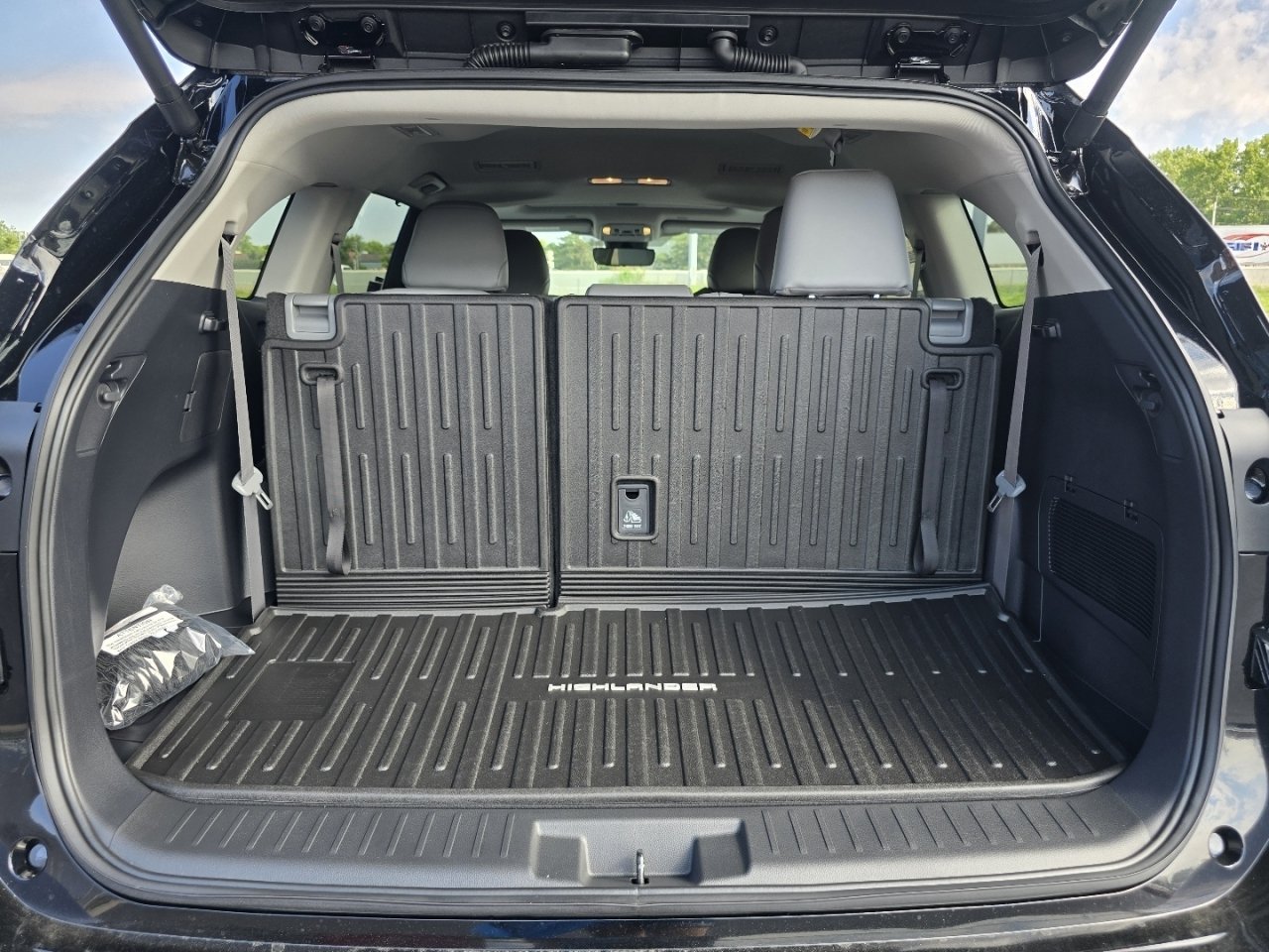 New 2026 Toyota Highlander XLE AWD/4WD image 21