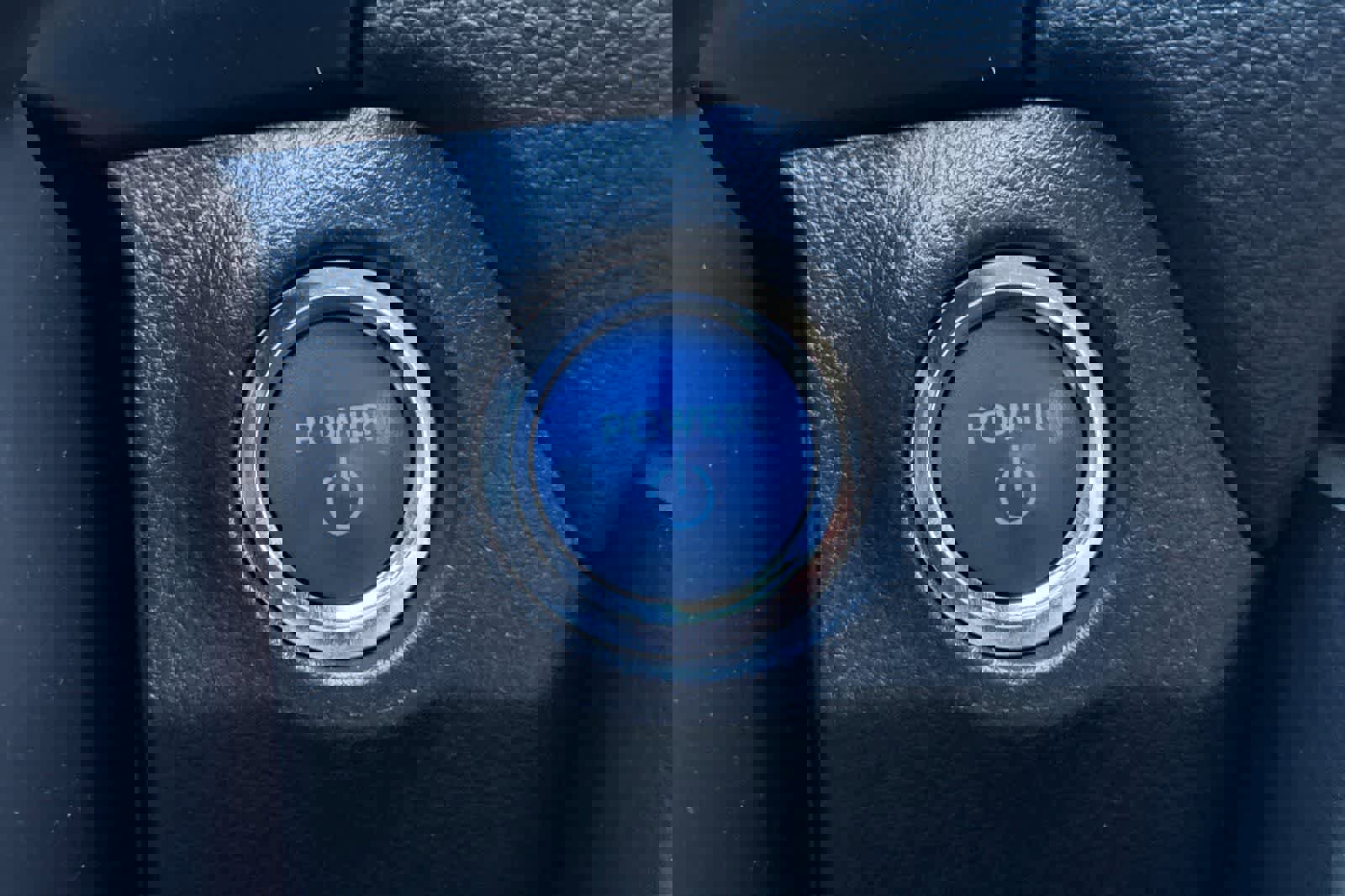 Used 2022 Toyota RAV4 XLE image 24