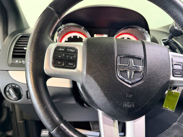 Used 2017 Dodge Grand Caravan GT FWD image 24