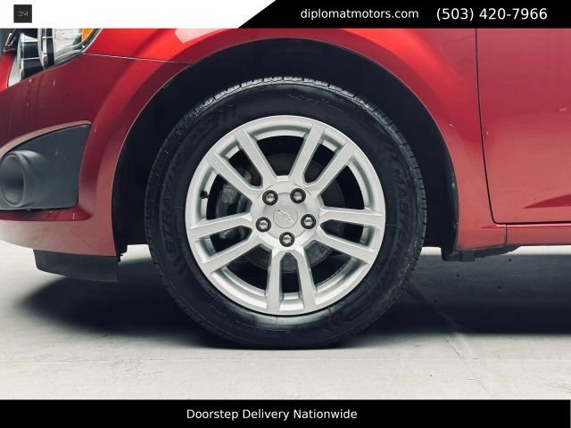 Used 2015 Chevrolet Sonic LT w/ Wheels and Fog Lamp Package FWD image 39