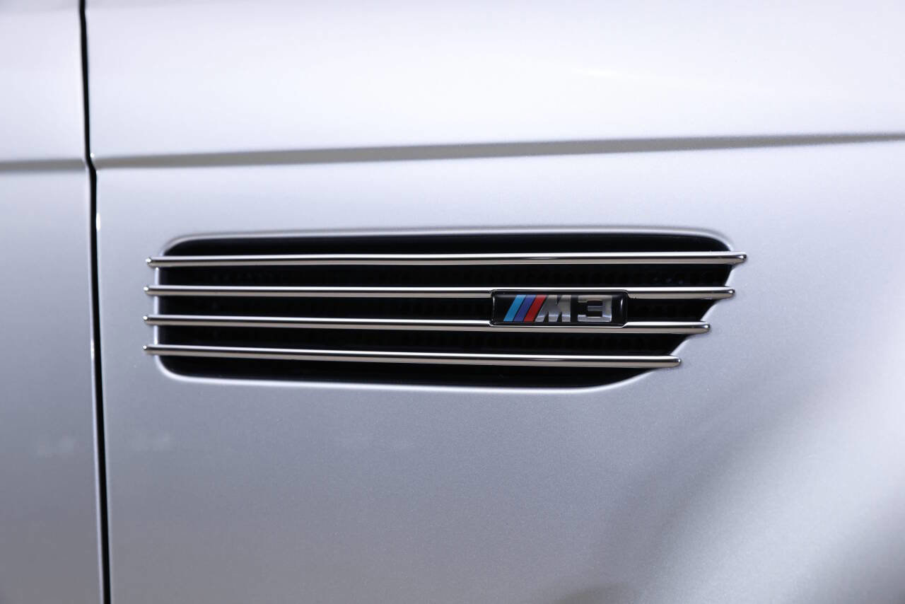 Used 2004 BMW M3 Coupe image 28