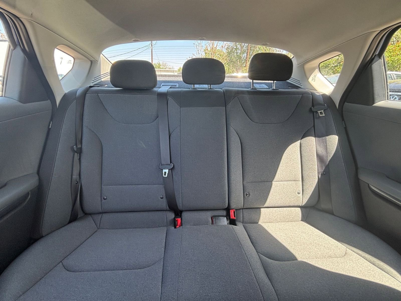 Used 2025 Kia K4 FWD image 35