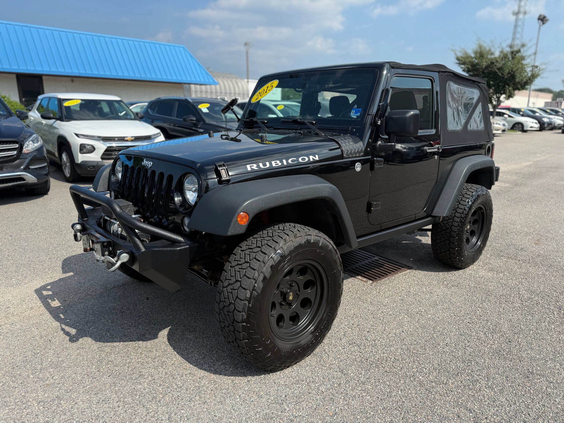 Used 2015 Jeep Wrangler Rubicon w/ Power Convenience Group AWD/4WD image 4