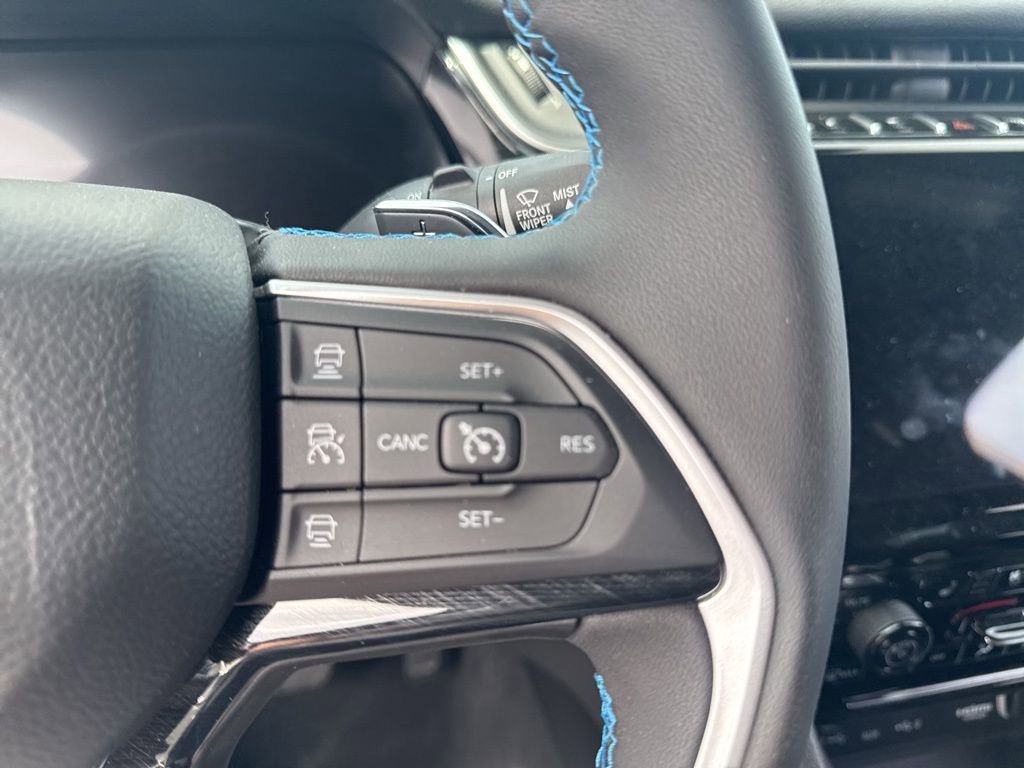 Used 2023 Jeep Grand Cherokee Trailhawk w/ Advanced Protech Group II image 12