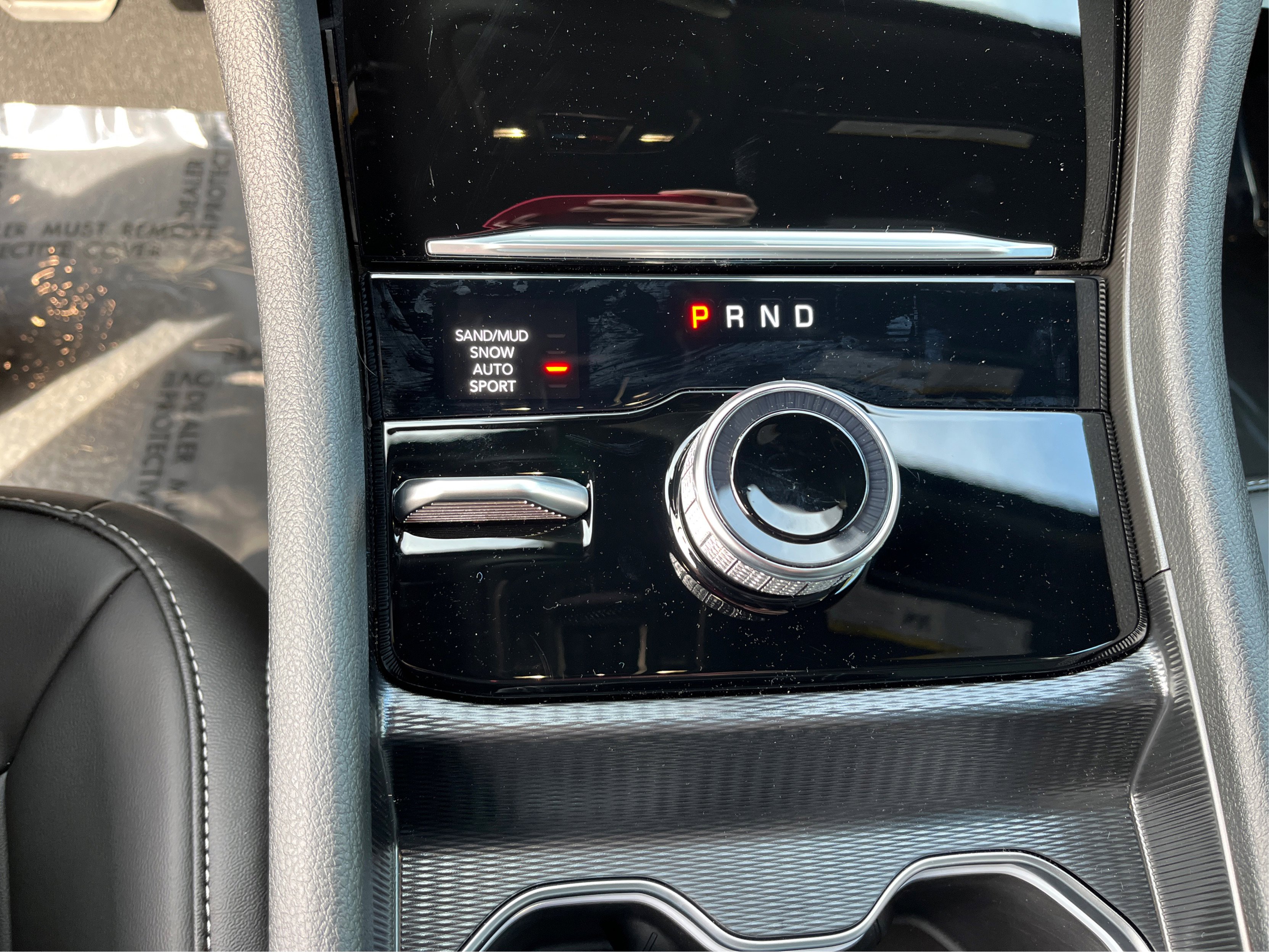 New 2025 Jeep Grand Cherokee Limited w/ Black Appearance Package image 55