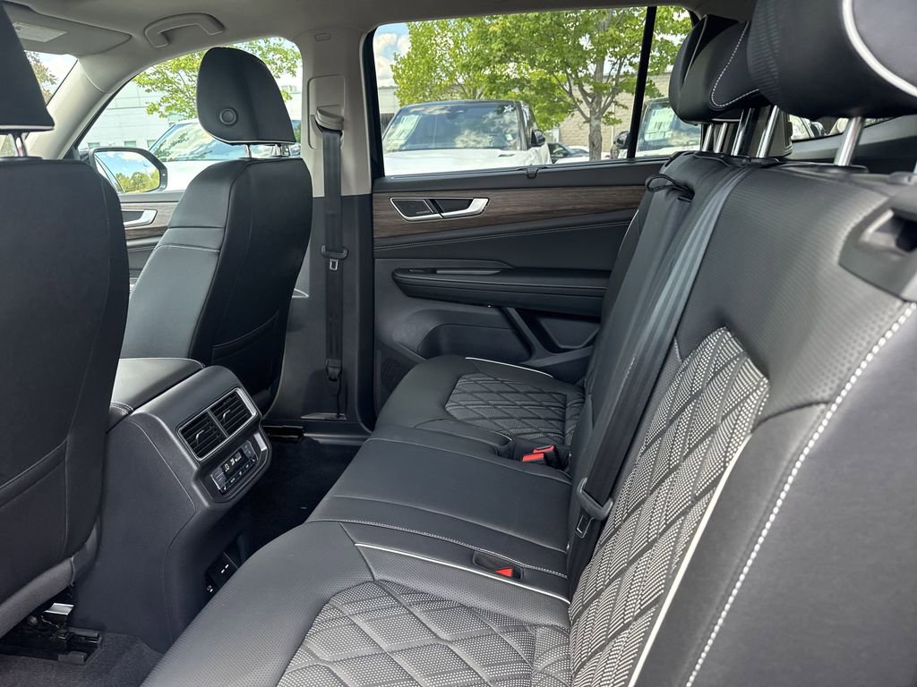 New 2026 Volkswagen Atlas SEL Premium R-Line image 12