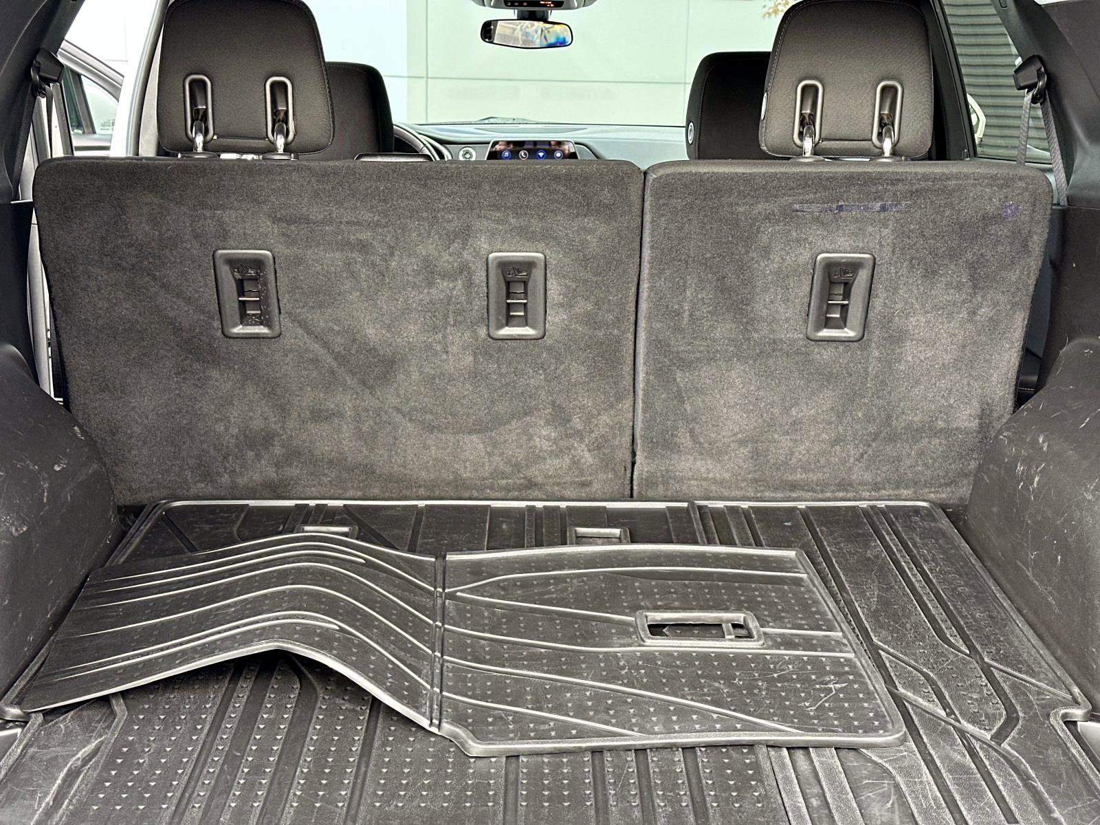 Used 2020 Chevrolet Blazer LT image 13