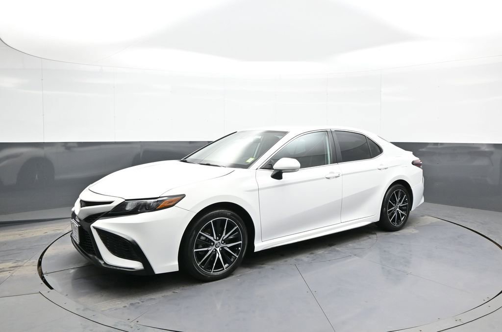 Certified 2023 Toyota Camry SE image 10