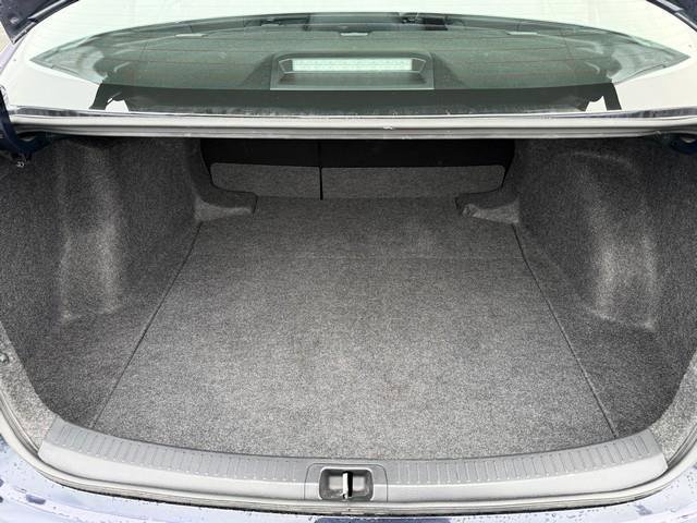 Used 2025 Toyota Corolla LE FWD image 14