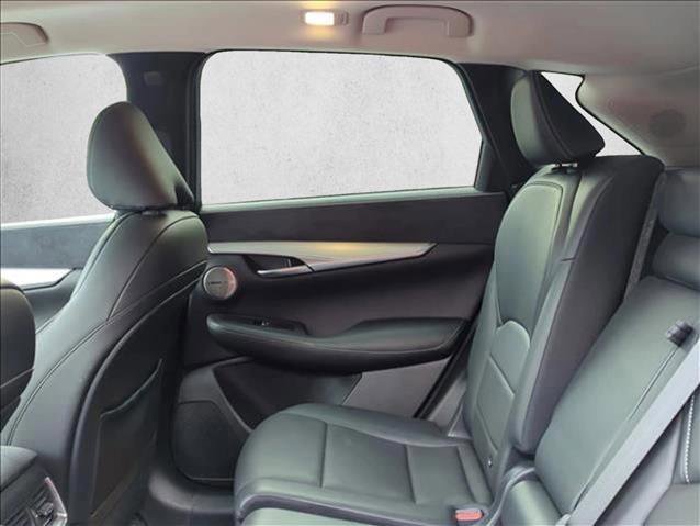 Used 2022 INFINITI QX50 Sensory image 18