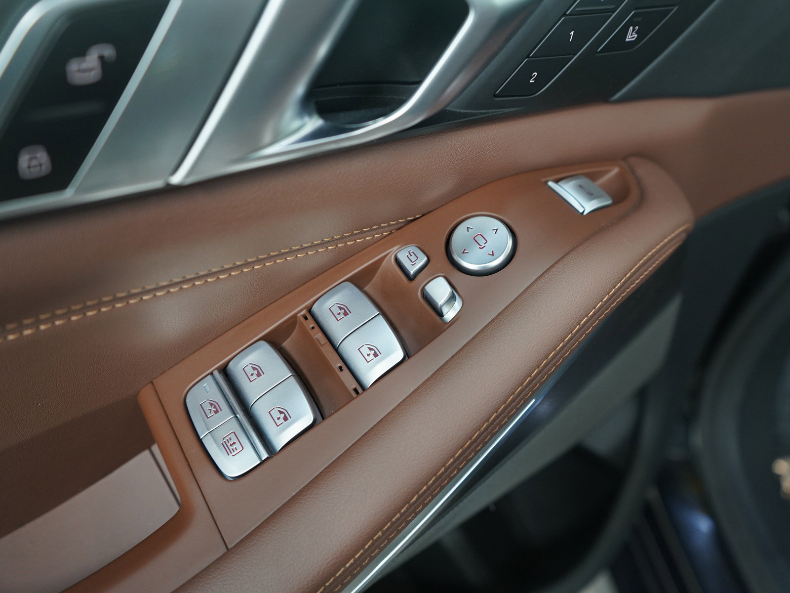 Used 2023 BMW X7 xDrive40i w/ Premium Package image 24