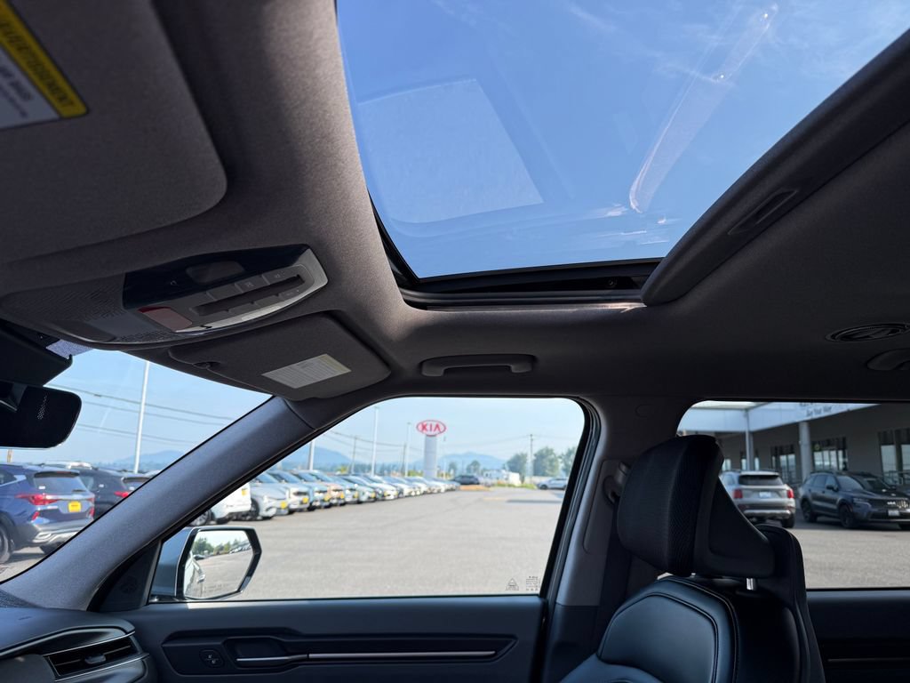 Certified 2024 Kia EV9 Wind AWD/4WD image 18
