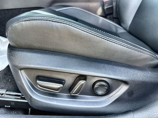 Used 2025 Toyota Camry SE image 21