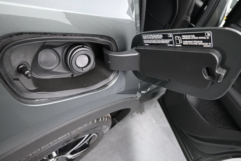 New 2026 Volvo XC40 B4 Core w/ Protection Package Premier FWD image 18