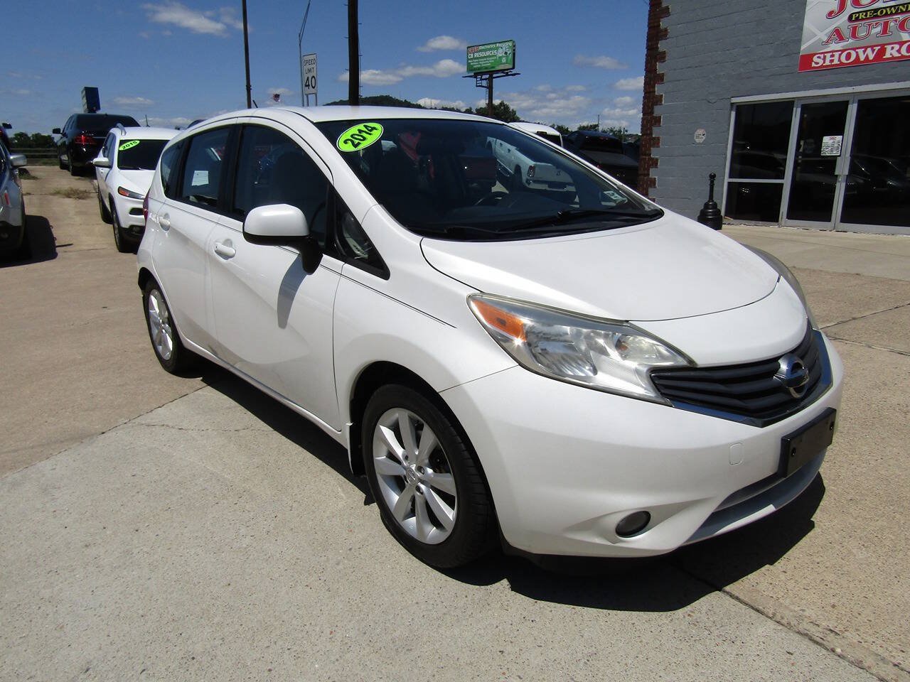 Used 2014 Nissan Versa Note SV w/ SL Package FWD image 2