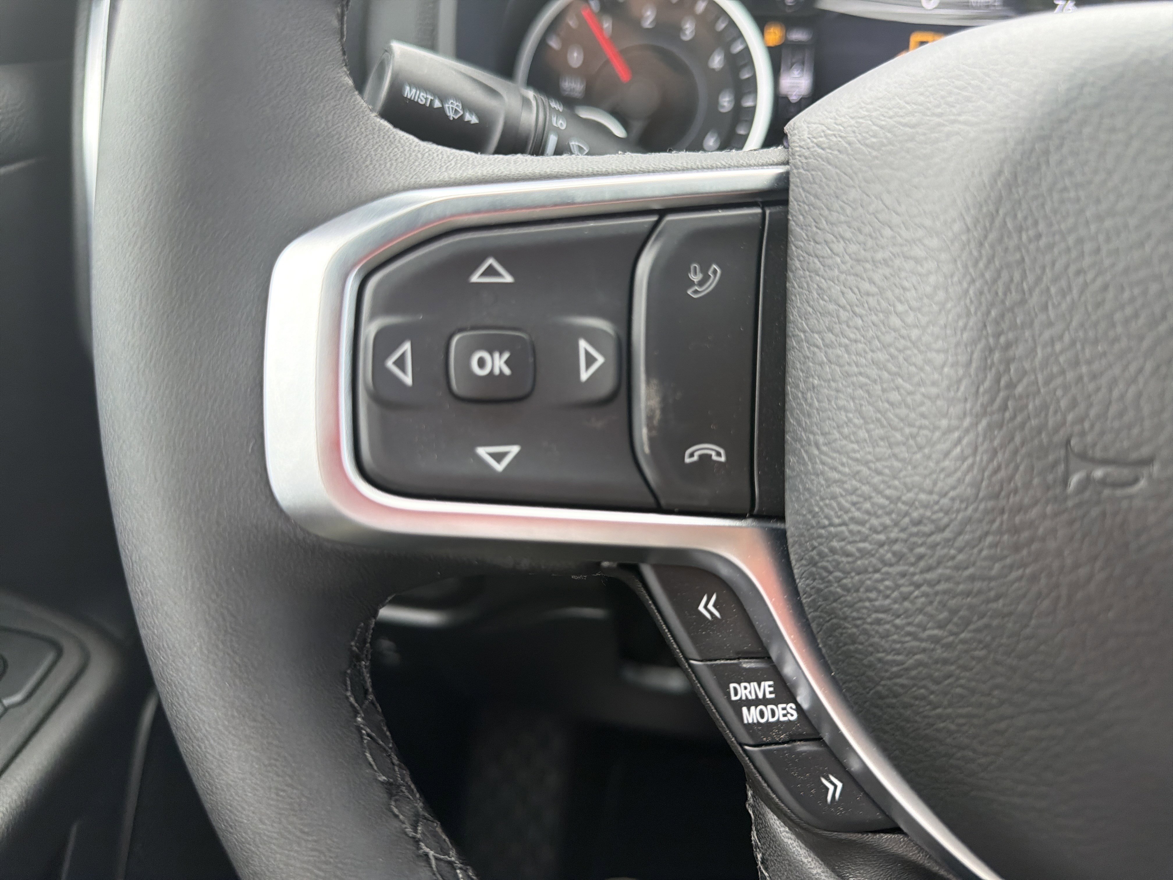 New 2026 RAM 1500 4x4 Crew Cab image 23