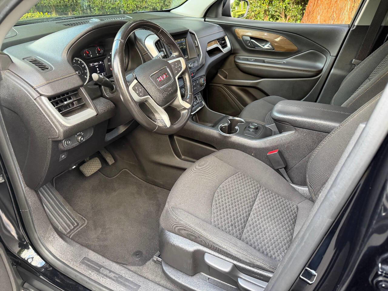 Used 2018 GMC Terrain SLE FWD image 12