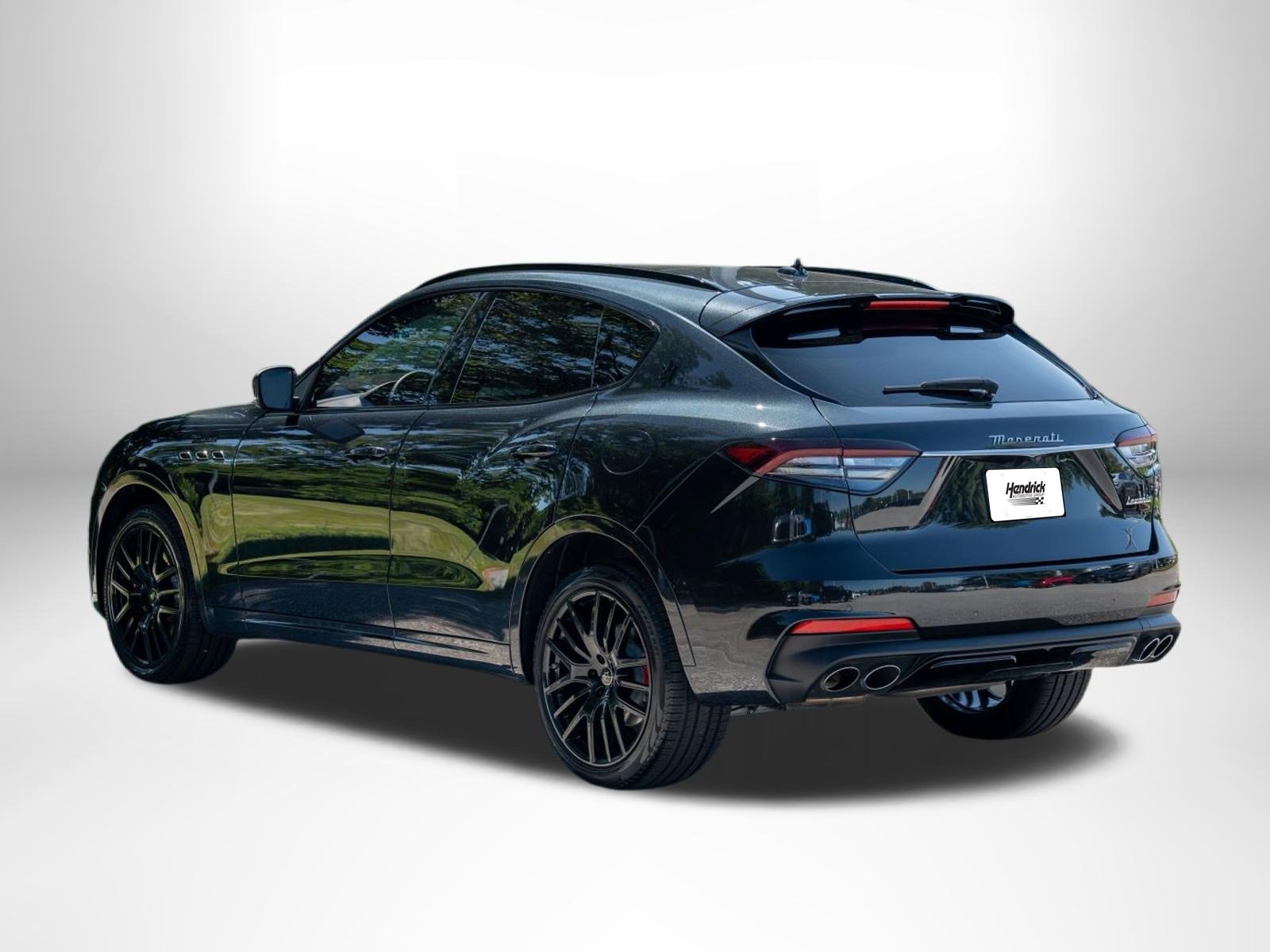 Used 2024 Maserati Levante Modena Ultima AWD/4WD image 6