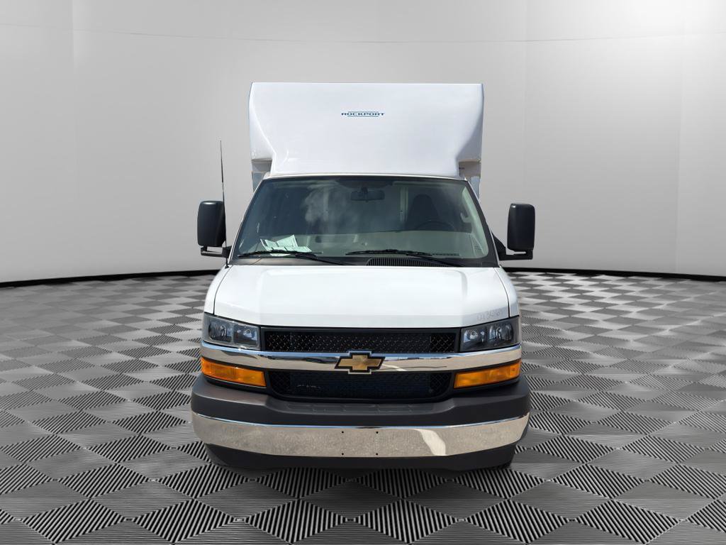 New 2025 Chevrolet Express 3500 w/ Power Convenience Package RWD image 7