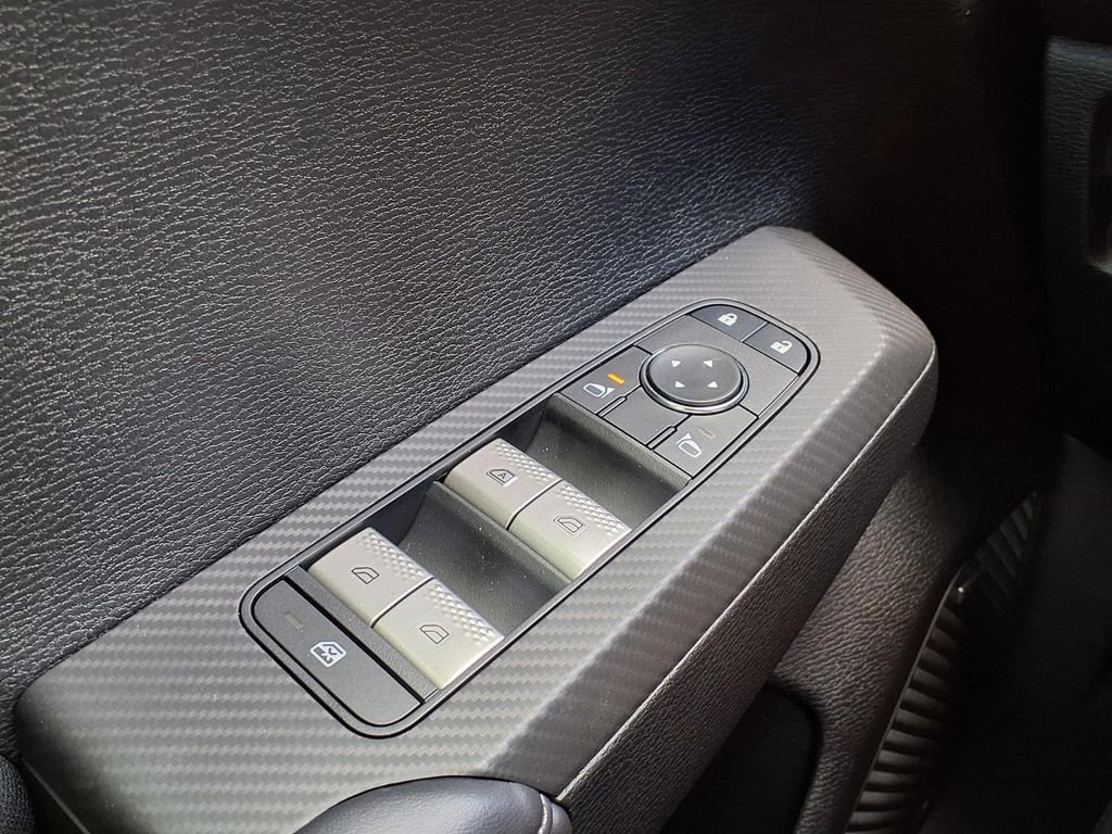 Used 2026 Mitsubishi Outlander ES FWD image 21