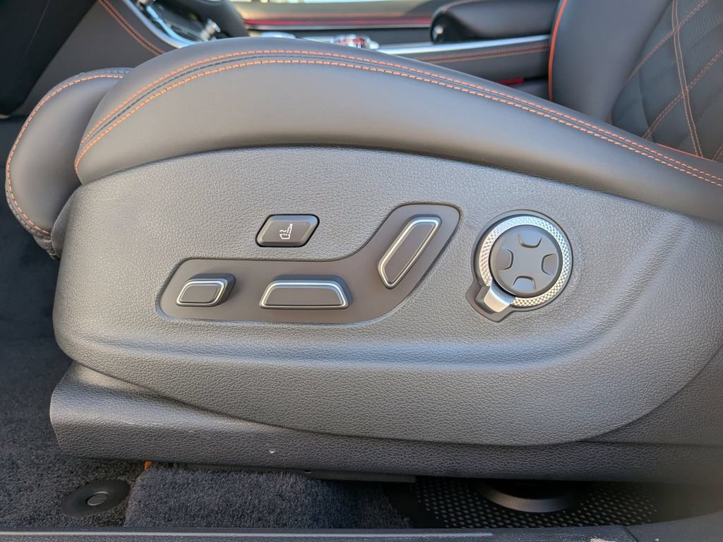 New 2026 Genesis GV70 3.5T Sport Prestige AWD/4WD image 13