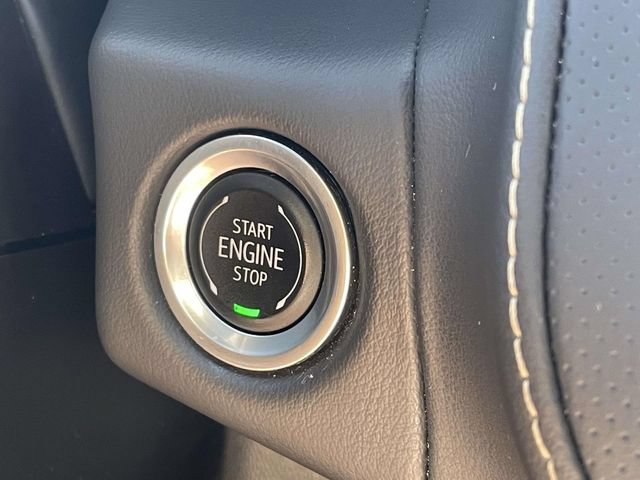Used 2024 GMC Yukon SLT AWD/4WD image 25
