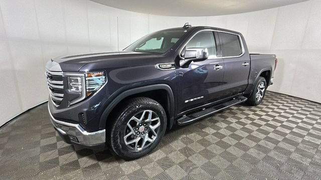 Used 2023 GMC Sierra 1500 SLT w/ SLT Convenience Package AWD/4WD image 6