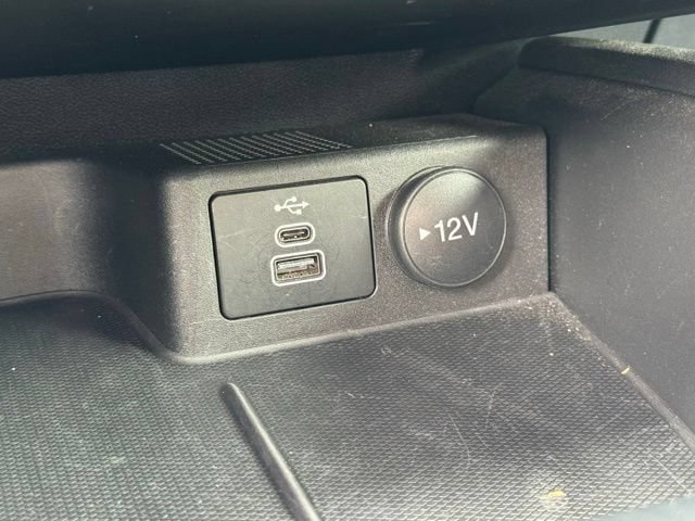 Used 2025 Ford Escape Active AWD/4WD image 38