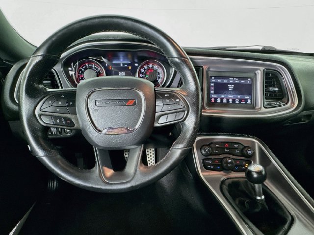 Used 2020 Dodge Challenger R/T RWD image 10