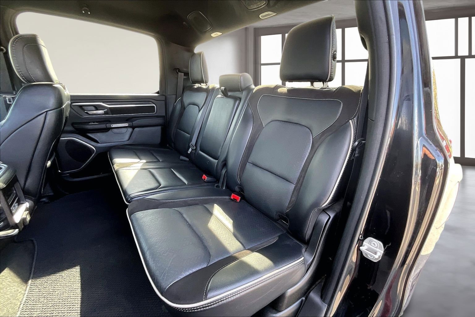 Used 2024 RAM 1500 Laramie image 23