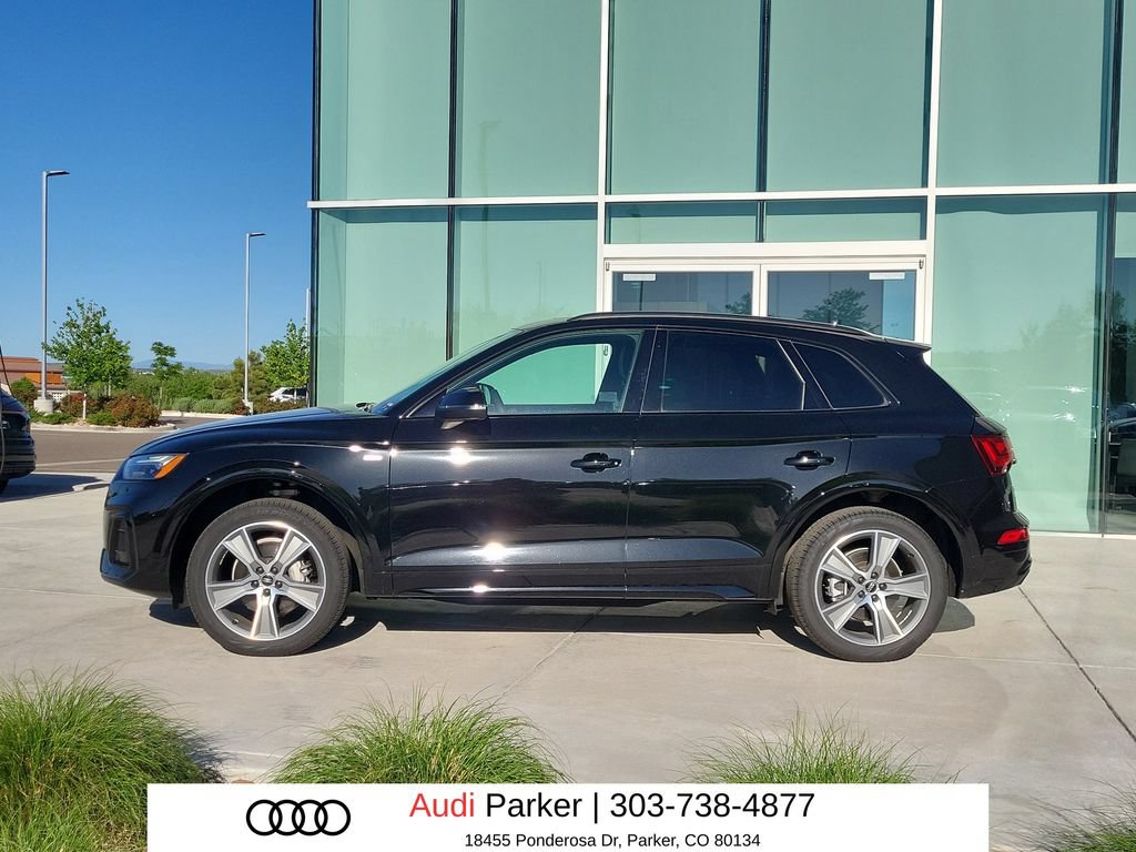 Used 2025 Audi Q5 2.0T Premium w/ Convenience Plus Package AWD/4WD image 2