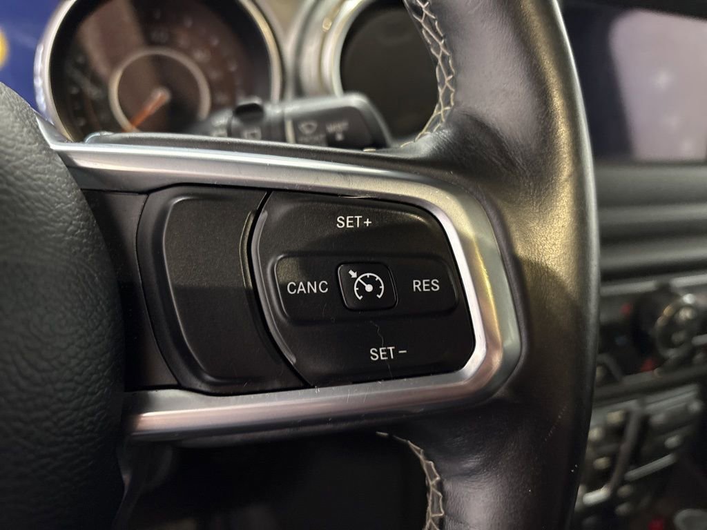 Used 2019 Jeep Wrangler Unlimited Sahara w/ Cold Weather Group image 20