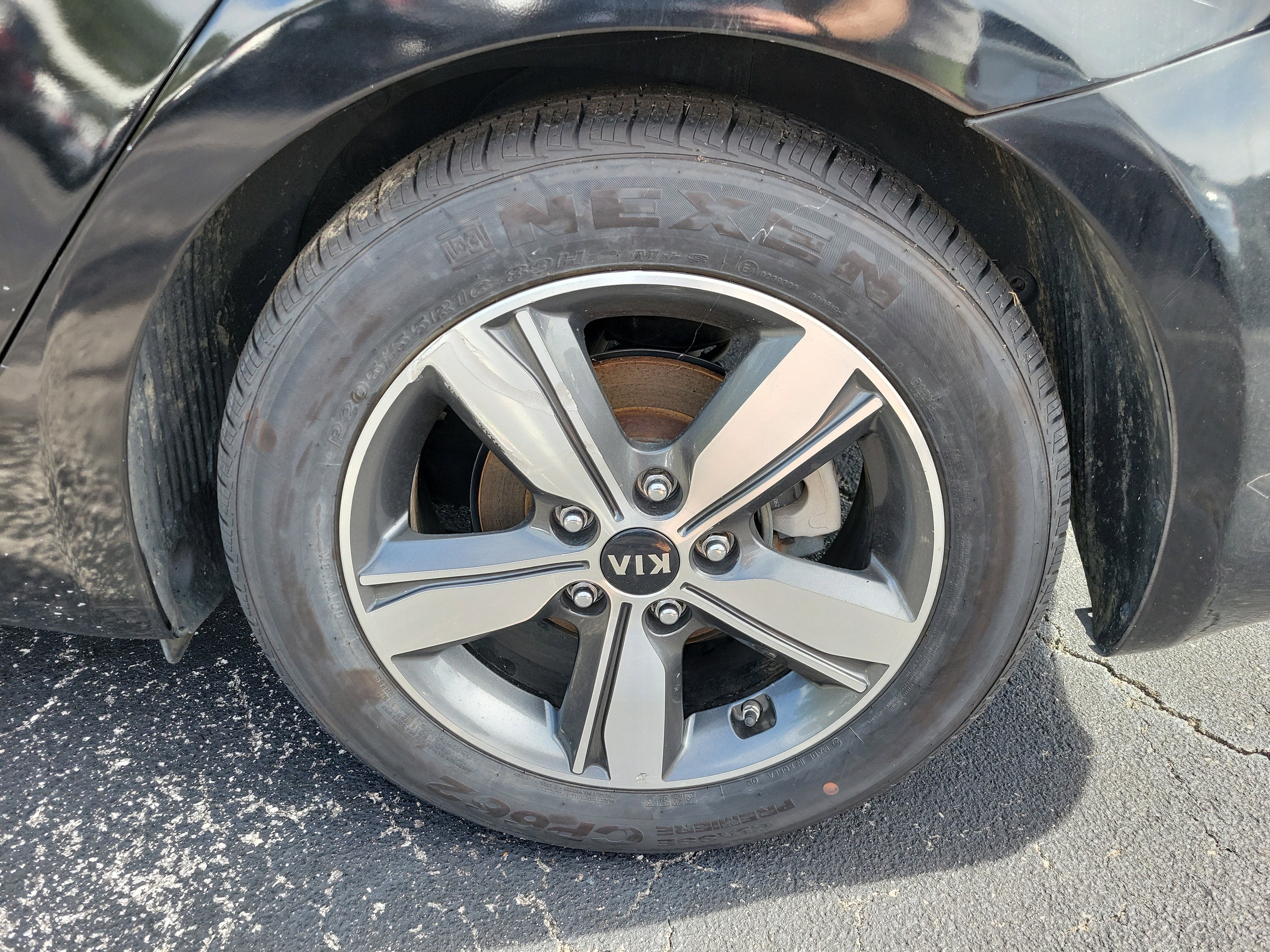 Used 2018 Kia Forte S image 23