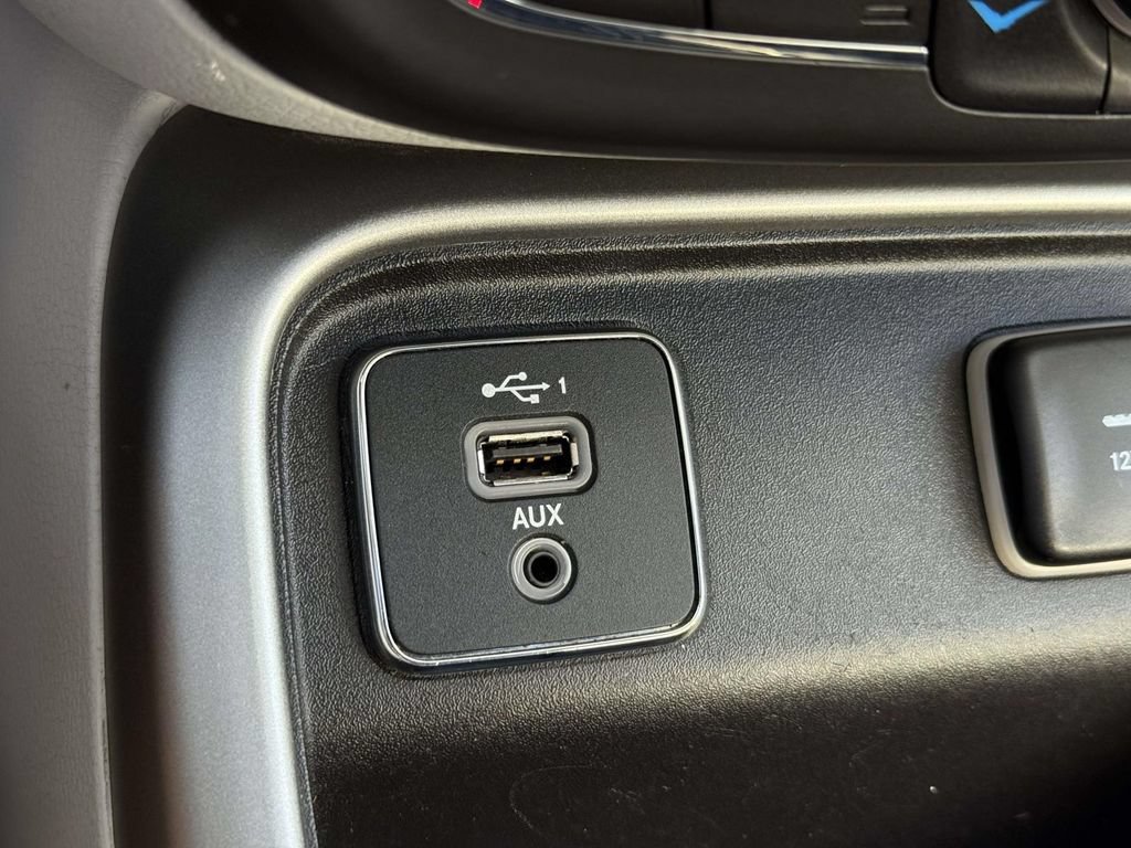 Used 2019 Jeep Compass Latitude FWD image 31