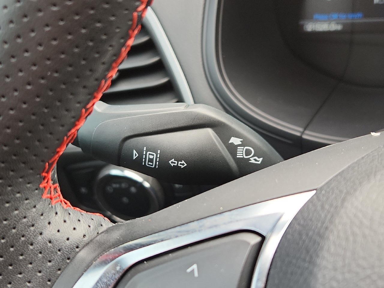 Used 2024 Ford Edge ST-Line AWD/4WD image 27