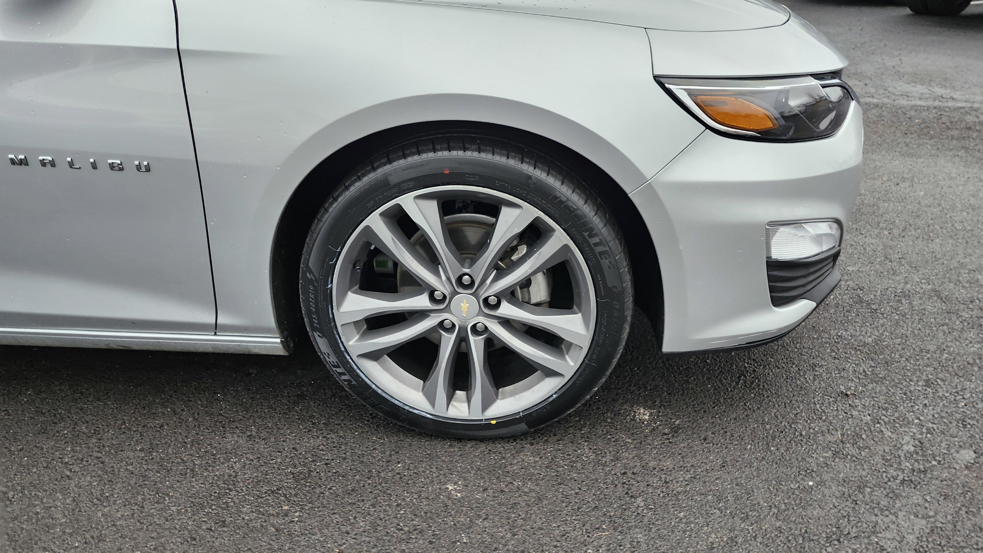 Used 2022 Chevrolet Malibu LT image 9