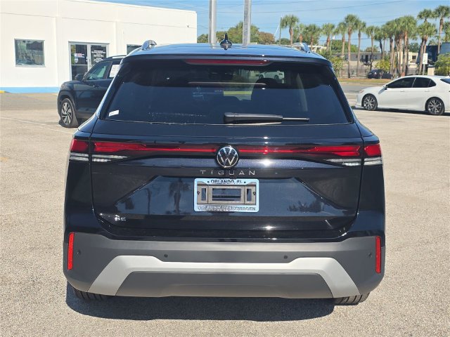 New 2026 Volkswagen Tiguan SE FWD image 4