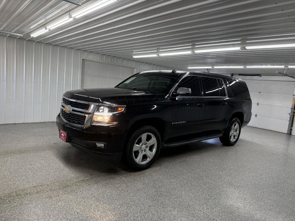 Used 2015 Chevrolet Suburban LT image 2