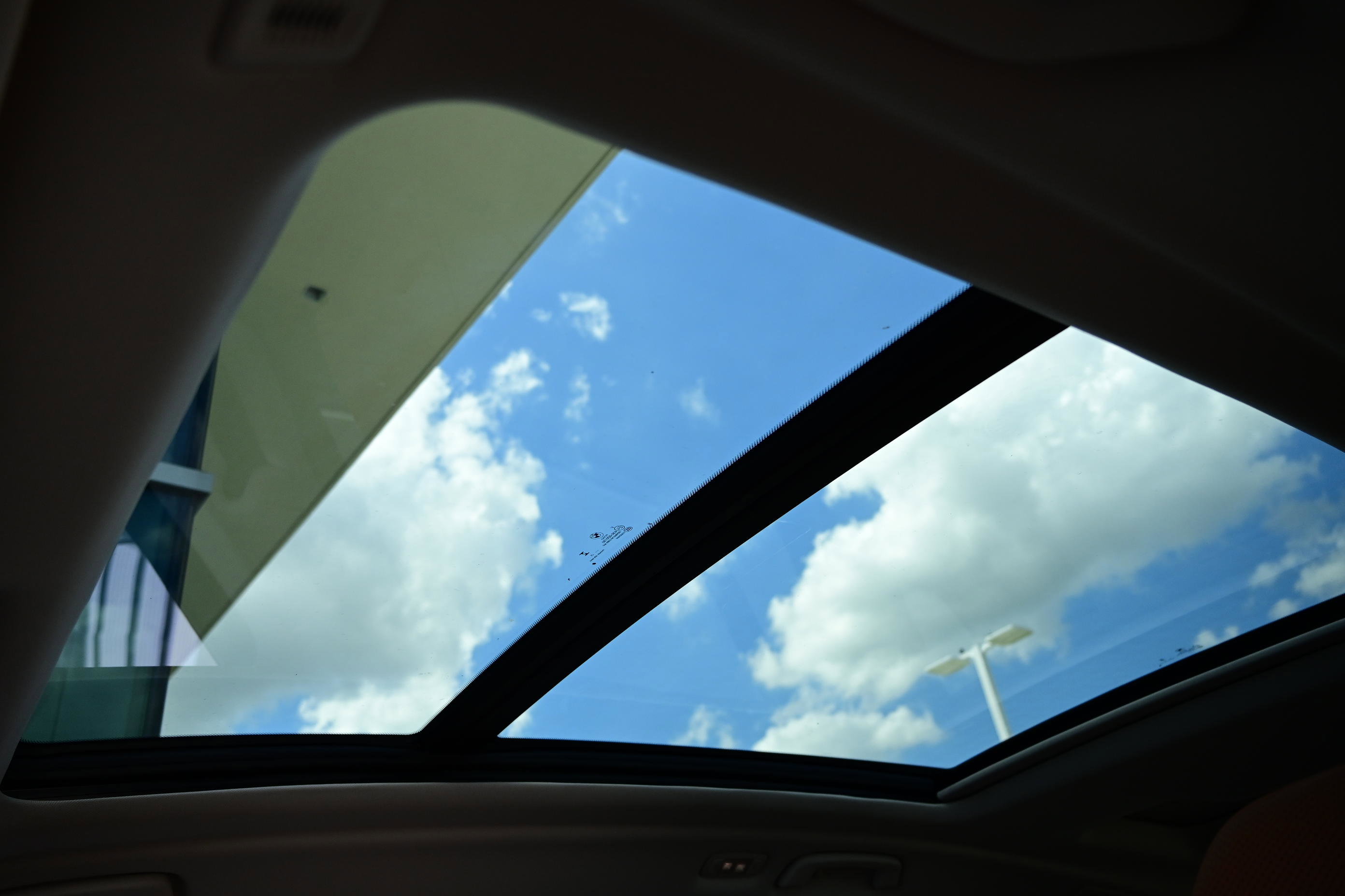 New 2026 BMW X7 xDrive40i w/ Premium Package image 21