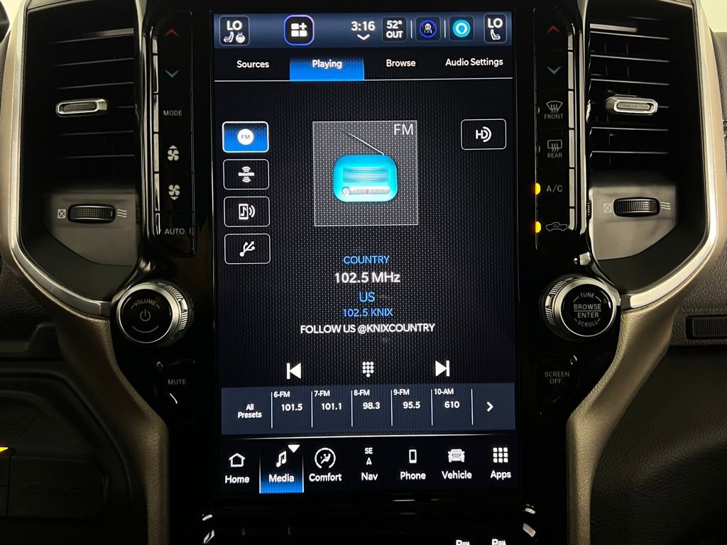 Used 2024 RAM 2500 Laramie image 19