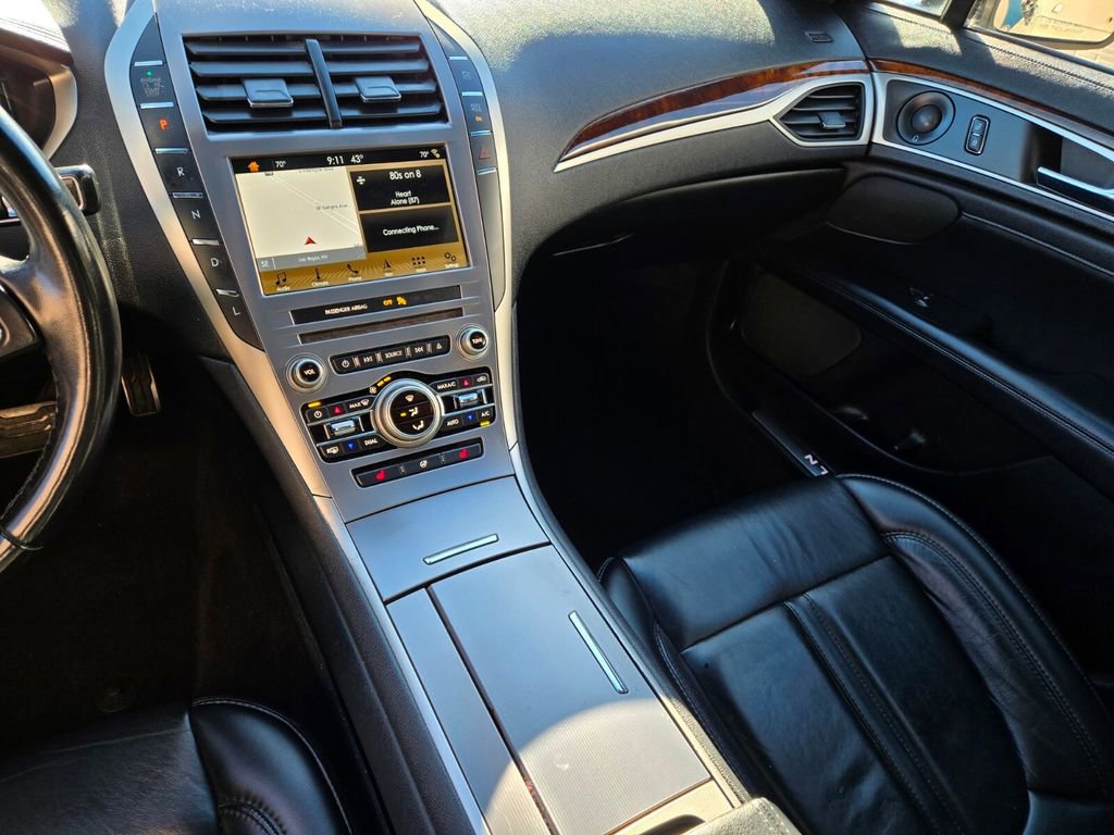 Used 2019 Lincoln MKZ Reserve w/ Reserve Plus Package image 18