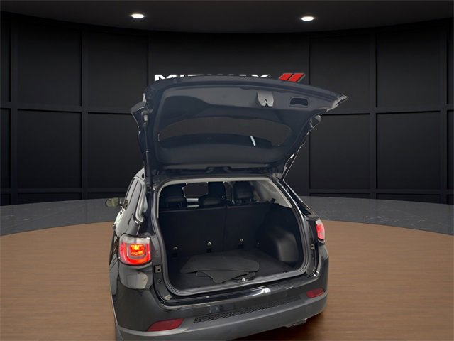 Used 2022 Jeep Compass Limited image 39
