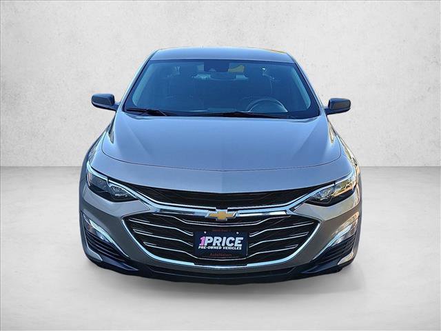 Used 2024 Chevrolet Malibu LS FWD image 2