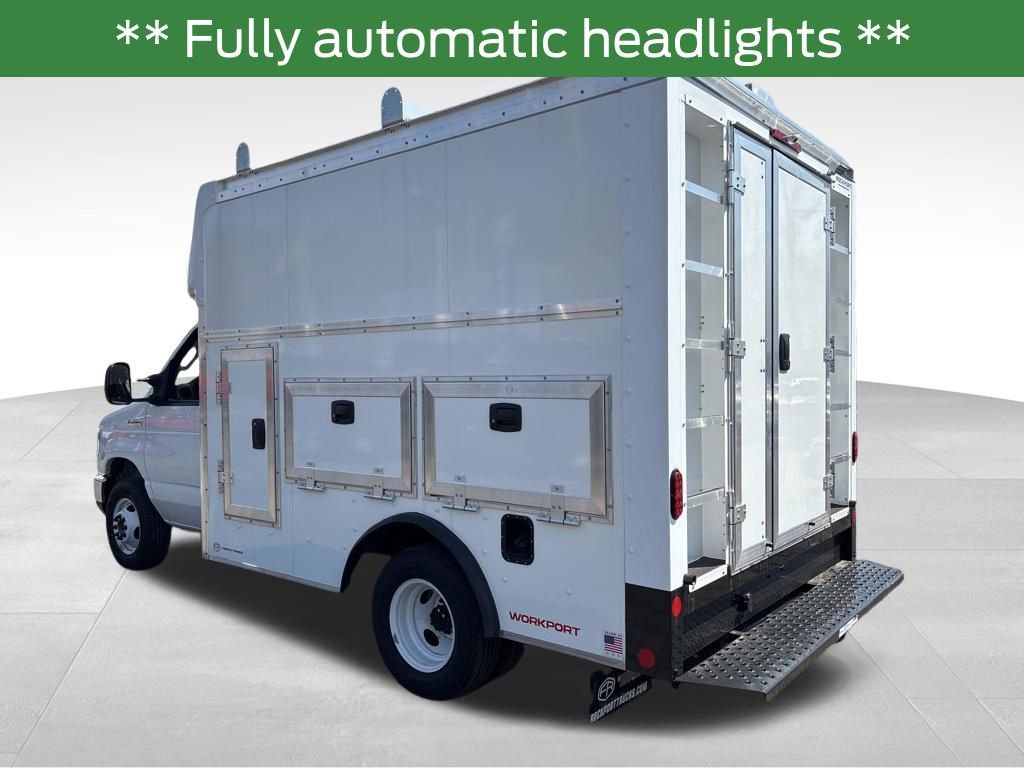 New 2026 Ford E-350 and Econoline 350 Super Duty w/ Power Equipment Group RWD image 5