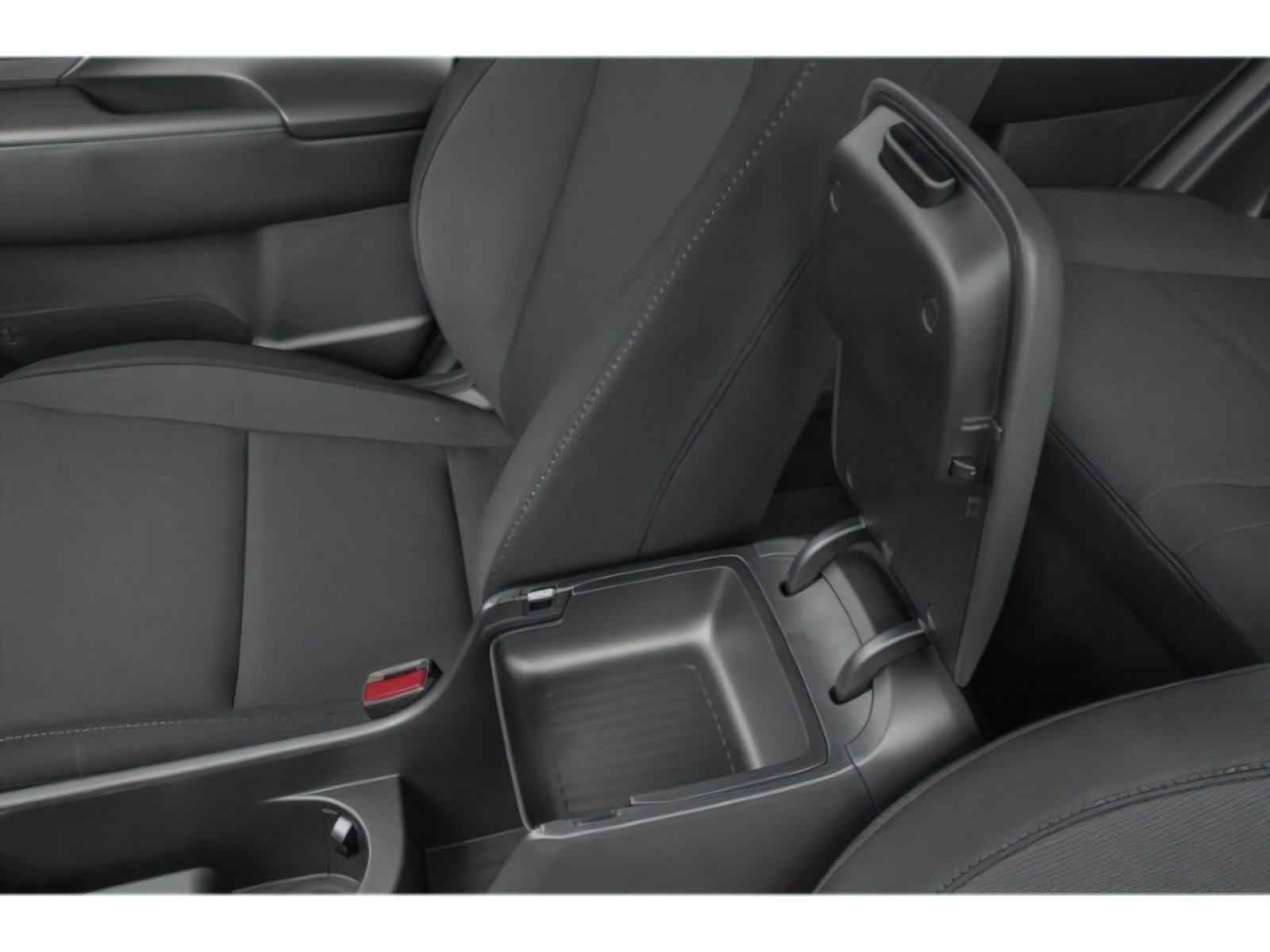 New 2027 Hyundai Kona SE AWD/4WD image 13