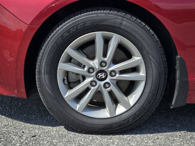 Used 2015 Hyundai Sonata SE FWD image 10